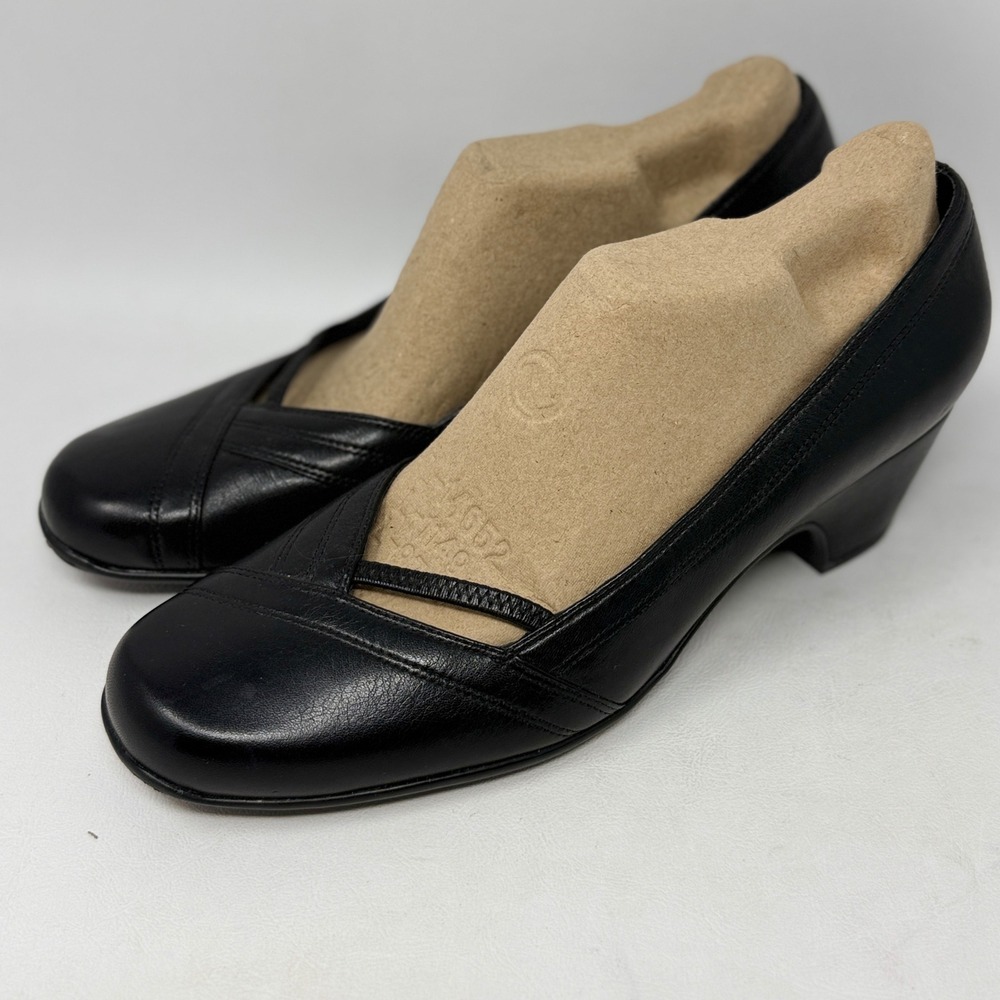 Clarks Sugar Sky Black Leather Pumps Low Block Heel Shoe Women 10M Office Church